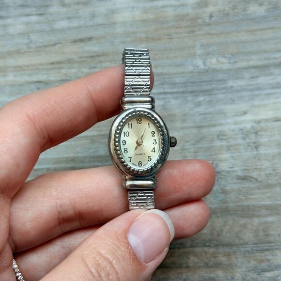 Vintage Dainty Silver Tone Watch Stretch Band Oval Face Minimal Classic 90s main image 5